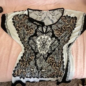 Blouse with cheetah print